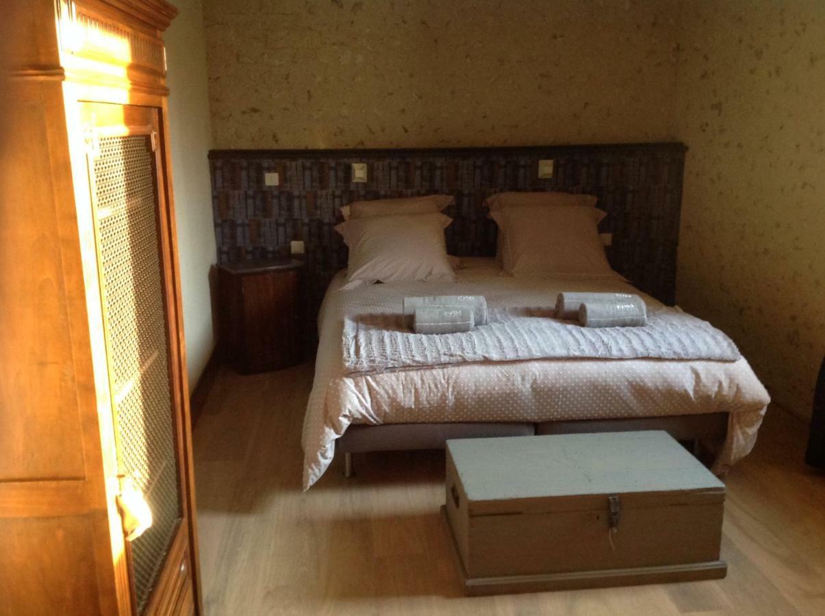 Reugny  Le Moulin De Chareau Bed & Breakfast エクステリア 写真